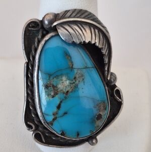 Vintage Bezel Set Oval Turquoise Size 11 Ring
